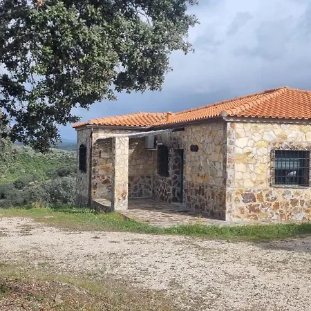 Racha Rachel, Tatil Evi Zarza La Mayor