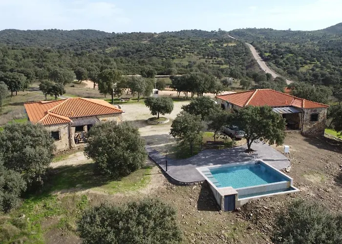 Racha Rachel, * Zarza La Mayor